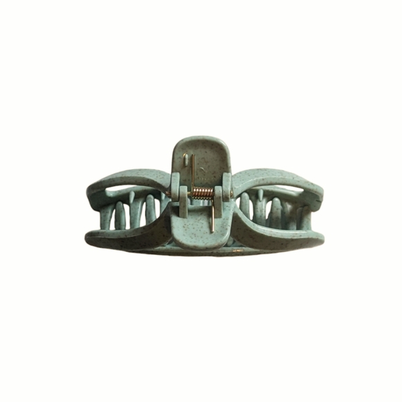 🍁 3/$15 Eco Friendly Bow Hair Clip - Picture 3 of 6